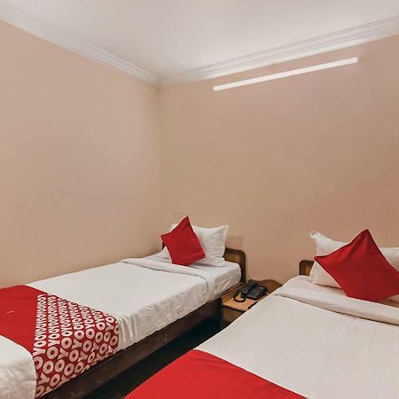 Oyo 23191 Flagship Hotel Raj Madan Ameerpet Хидерабад Екстериор снимка
