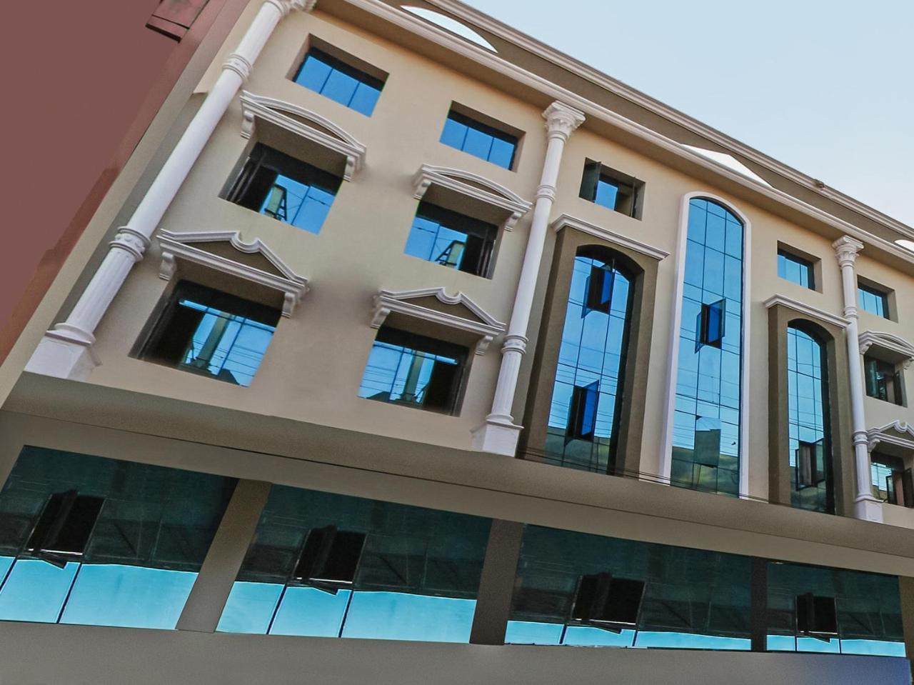Oyo 23191 Flagship Hotel Raj Madan Ameerpet Хидерабад Екстериор снимка